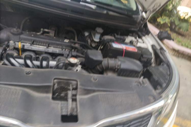 Used Kia K2 2012 Sedan 1.4L MT GLS Commemorative Edition Engine Bay Left