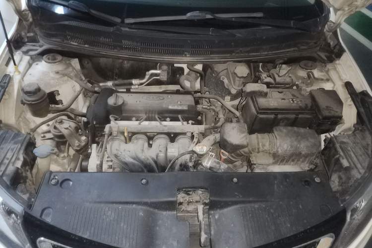 Used Kia K2 2012 Hatchback 1.4L Automatic Cool Edition Engine Bay