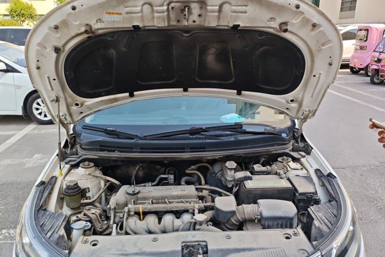 Used Kia K2 2012 Sedan 1.4L MT GLS Commemorative Edition Engine Bay