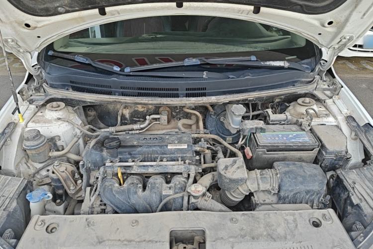 Used Kia K2 2012 Sedan 1.4L MT GLS Commemorative Edition Engine Bay