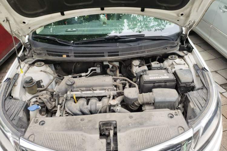 Used Kia K2 2012 Sedan 1.4L MT GLS Commemorative Edition Engine Bay