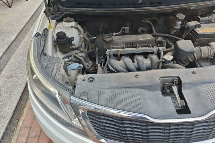 Used Kia K2 2012 Sedan 1.4L MT GLS Commemorative Edition Engine Bay Right