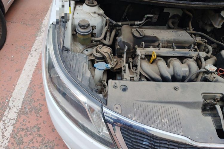 Used Kia K2 2012 Sedan 1.4L Automatic GLS Commemorative Edition Engine Bay Right