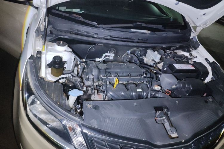 Used Kia K2 2012 Sedan 1.6L Automatic Transmission Premium Commemorative Edition Engine Bay Right