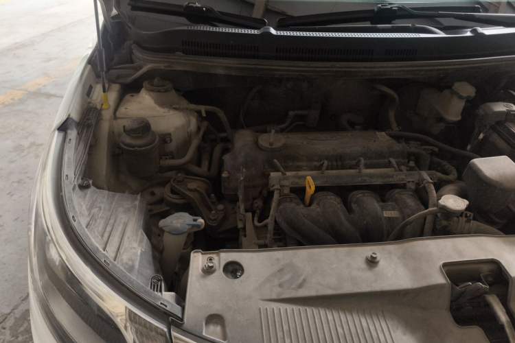 Used Kia K2 2012 Sedan 1.4L MT GLS Commemorative Edition Engine Bay Right