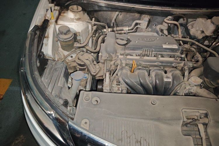 Used Kia K2 2012 Sedan 1.4L MT GLS Commemorative Edition Engine Bay Right