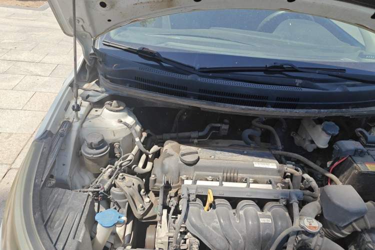 Used Kia K2 2012 Sedan 1.4L MT GLS Commemorative Edition Engine Bay Right
