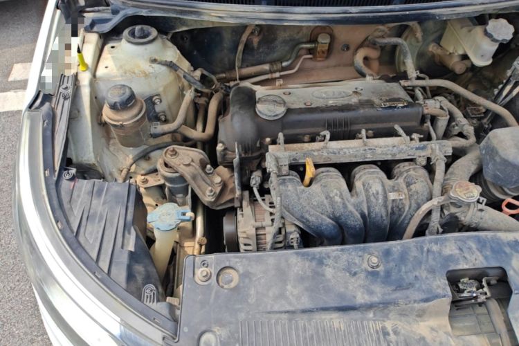 Used Kia K2 2012 Sedan 1.6L Automatic Transmission Premium Commemorative Edition Engine Bay Right