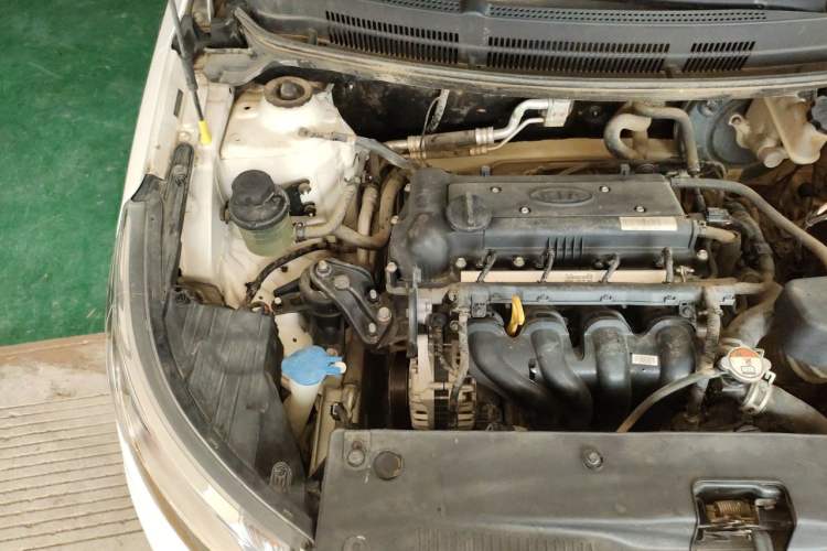 Used Kia K2 2012 Sedan 1.4L MT GLS Commemorative Edition Engine Bay Right