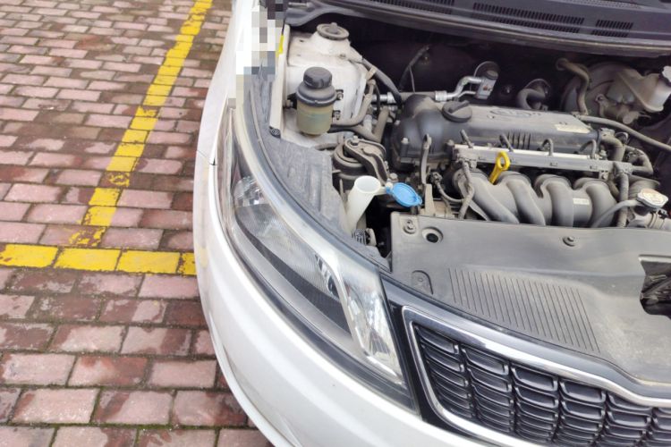 Used Kia K2 2012 Hatchback 1.6L AT Premium Engine Bay Right