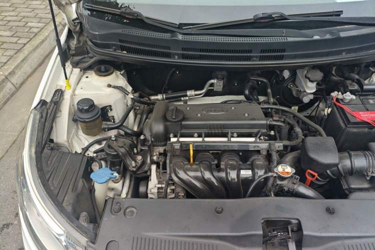 Used Kia K2 2012 Hatchback 1.6L AT Premium Commemorative Edition Engine Bay Right