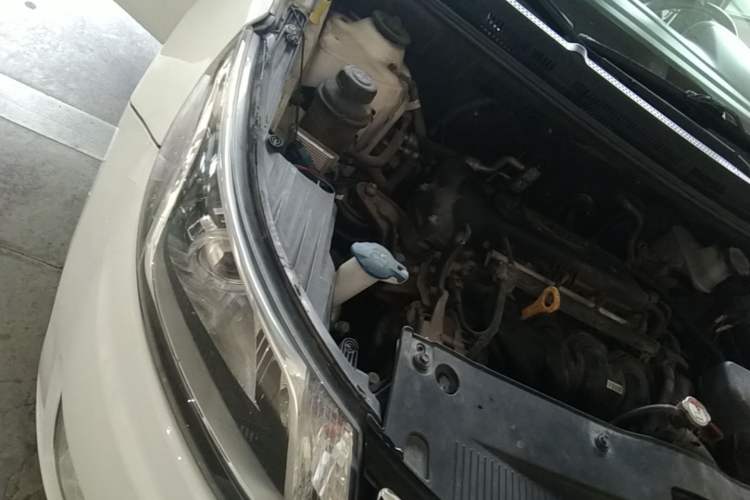 Used Kia K2 2012 Sedan 1.6L Automatic Transmission Premium Commemorative Edition Engine Bay Right
