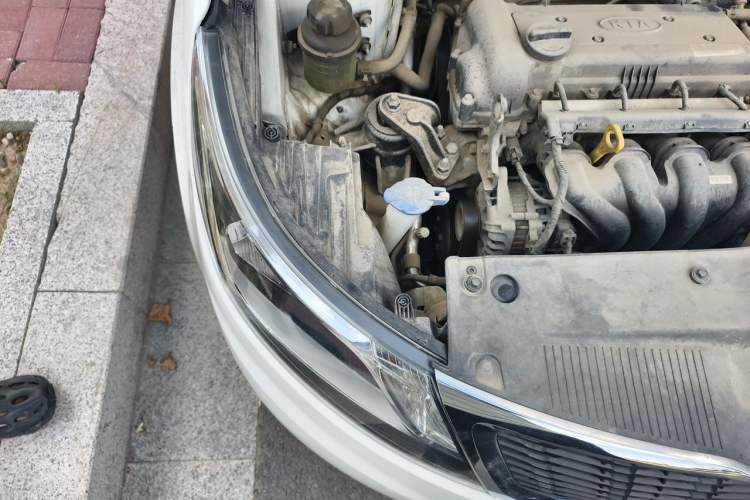 Used Kia K2 2012 Sedan 1.4L Automatic GLS Commemorative Edition Engine Bay Right