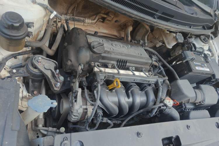 Used Kia K2 2012 Sedan 1.6L AT Premium ECO Engine Bay Right
