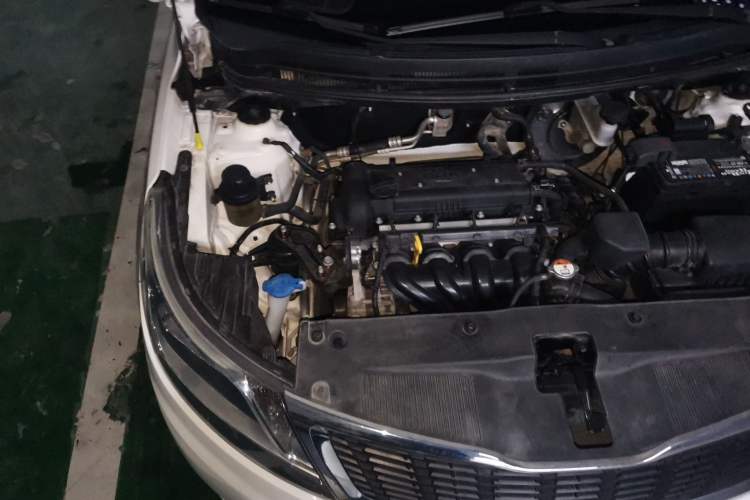 Used Kia K2 2012 Sedan 1.4L MT GLS Commemorative Edition Engine Bay Right
