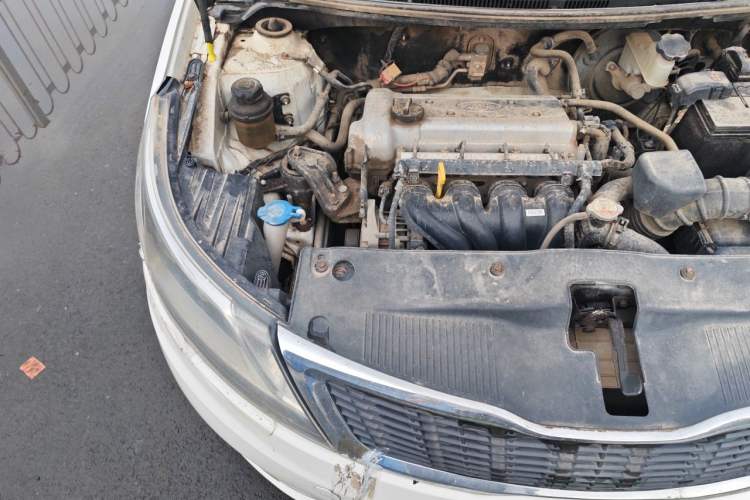 Used Kia K2 2012 Sedan 1.4L MT GLS Commemorative Edition Engine Bay Right