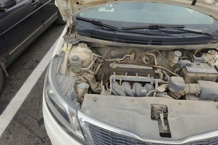 Used Kia K2 2012 Sedan 1.4L MT GLS Commemorative Edition Engine Bay Right