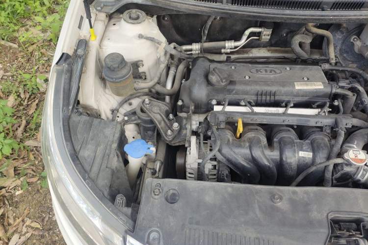 Used Kia K2 2012 Sedan 1.4L MT GLS Commemorative Edition Engine Bay Right
