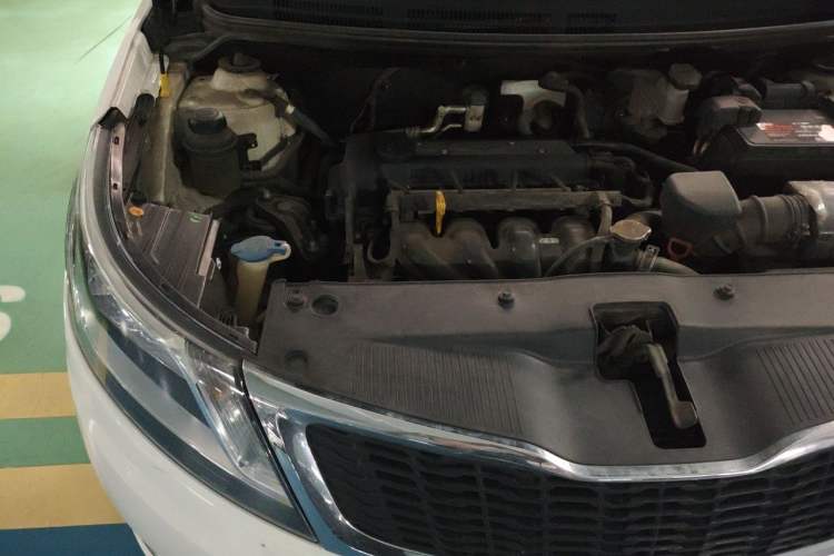 Used Kia K2 2012 Sedan 1.4L Automatic GLS Commemorative Edition Engine Bay Right