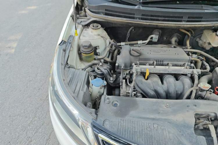 Used Kia K2 2012 Sedan 1.6L Automatic Transmission Premium Commemorative Edition Engine Bay Right