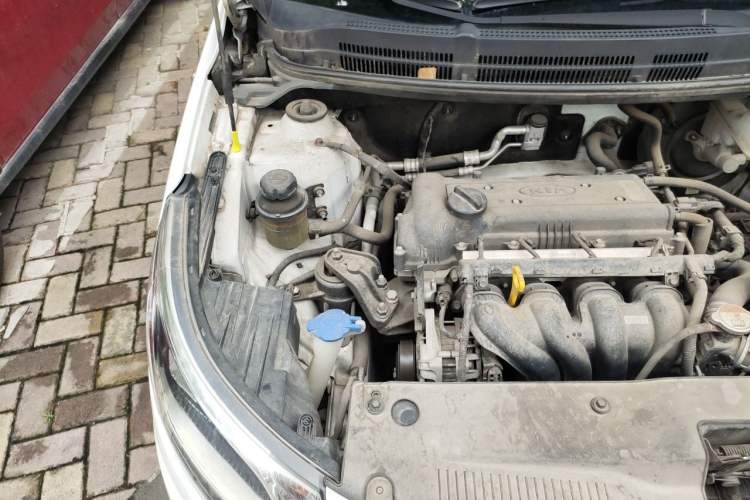Used Kia K2 2012 Sedan 1.4L MT GLS Commemorative Edition Engine Bay Right