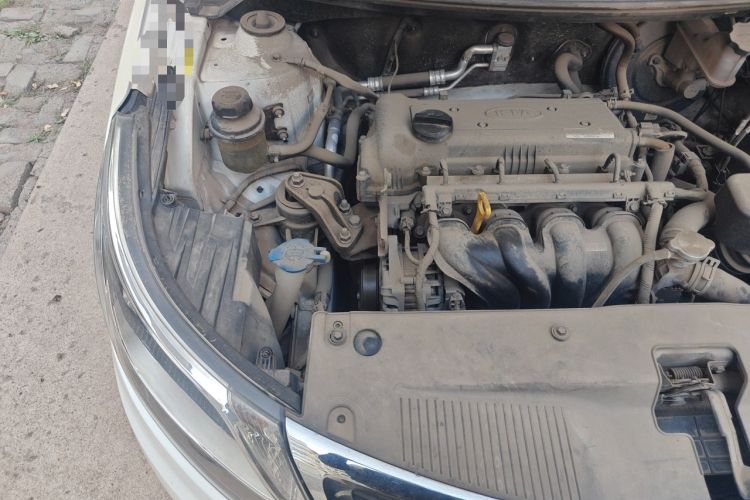 Used Kia K2 2012 Sedan 1.4L MT GLS Commemorative Edition Engine Bay Right