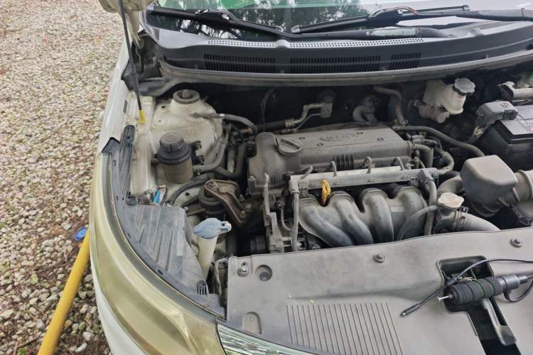 Used Kia K2 2012 Sedan 1.4L MT GLS Commemorative Edition Engine Bay Right