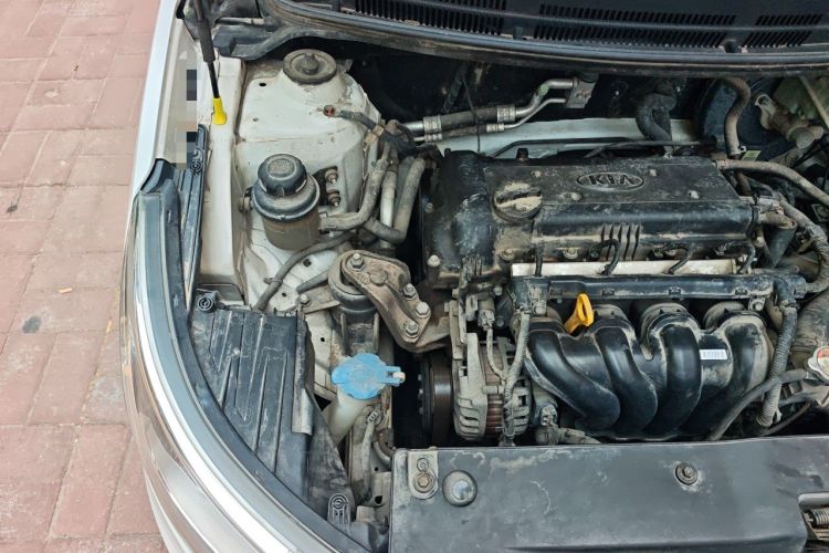 Used Kia K2 2012 Sedan 1.4L MT TOP Commemorative Edition Engine Bay Right