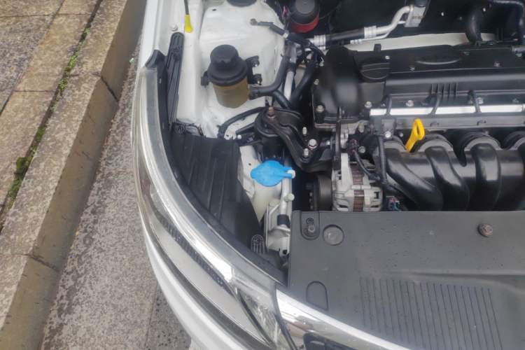 Used Kia K2 2012 Sedan 1.4L Automatic GLS Commemorative Edition Engine Bay Right