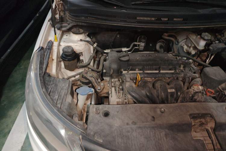 Used Kia K2 2012 Sedan 1.6L AT Premium ECO Engine Bay Right