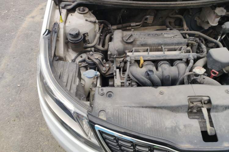 Used Kia K2 2012 Sedan 1.6L Automatic Transmission Premium Commemorative Edition Engine Bay Right