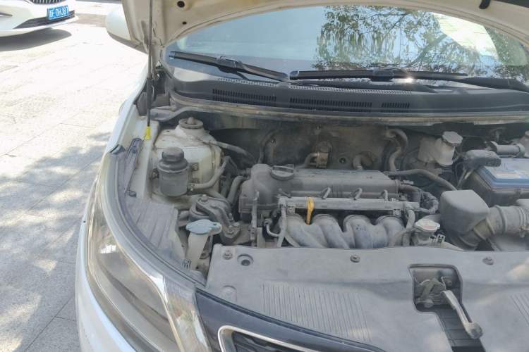 Used Kia K2 2012 Sedan 1.4L MT GLS Commemorative Edition Engine Bay Right