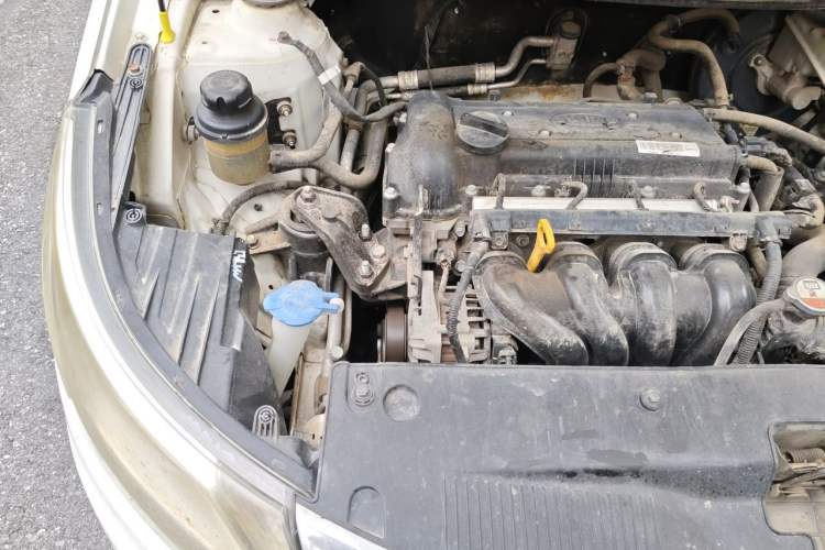 Used Kia K2 2012 Sedan 1.4L MT GLS Commemorative Edition Engine Bay Right