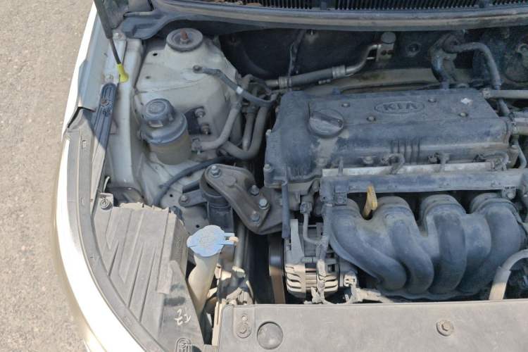 Used Kia K2 2012 Hatchback 1.6L AT Premium Commemorative Edition Engine Bay Right