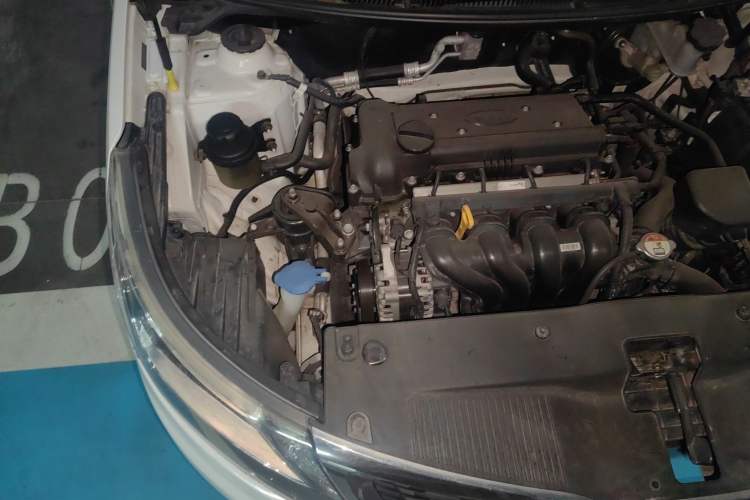 Used Kia K2 2012 Sedan 1.4L MT GLS Commemorative Edition Engine Bay Right