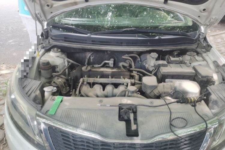Used Kia K2 2012 Sedan 1.4L MT GLS Commemorative Edition Engine Bay