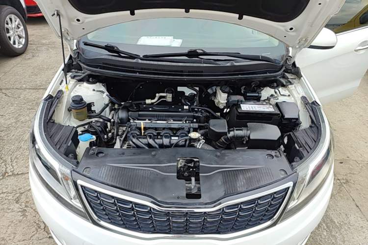 Used Kia K2 2012 Hatchback 1.4L MT Cool Edition Commemorative Model Engine Bay