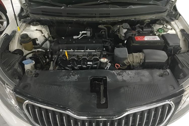 Used Kia K2 2012 Hatchback 1.4L AT GLS Commemorative Edition Engine Bay