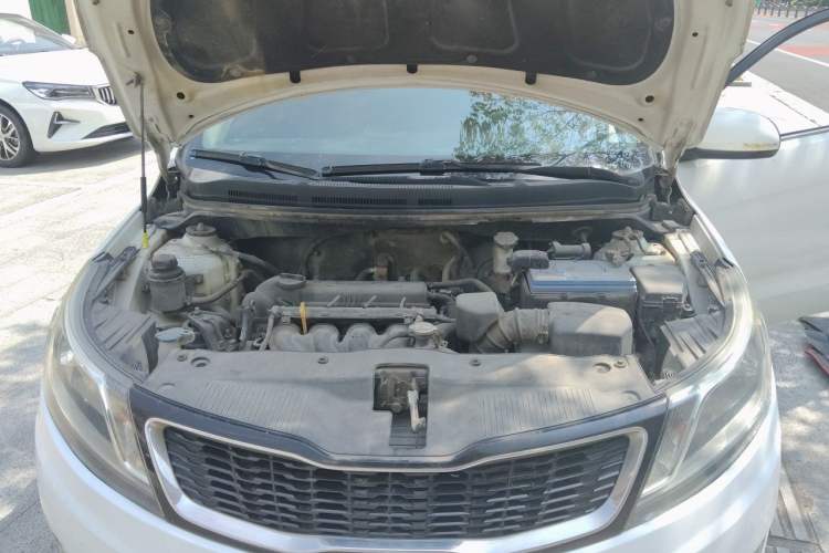 Used Kia K2 2012 Sedan 1.4L MT GLS Commemorative Edition Engine Bay