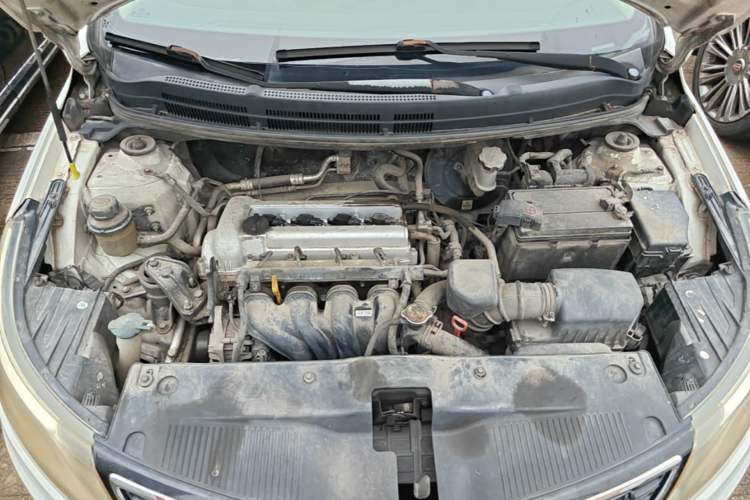 Used Kia K2 2012 Sedan 1.6L Automatic Transmission Premium Commemorative Edition Engine Bay