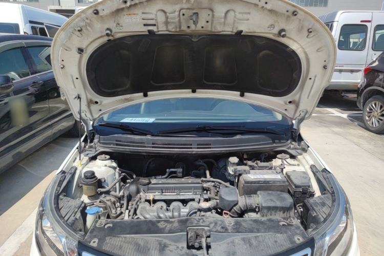 Used Kia K2 2012 Sedan 1.6L Automatic Transmission Premium Commemorative Edition Engine Bay