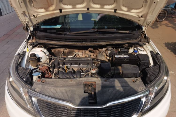Used Kia K2 2012 Sedan 1.4L MT GL Commemorative Edition Engine Bay