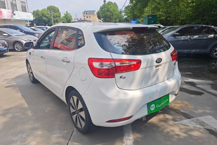 Used Kia K2 2012 Hatchback 1.6L AT Premium Commemorative Edition Exterior 2