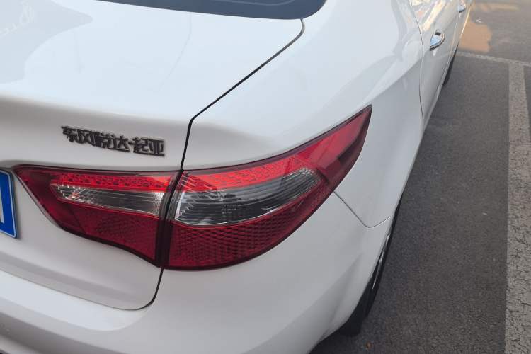 Used Kia K2 2012 Sedan 1.4L Automatic GLS Commemorative Edition Exterior 3