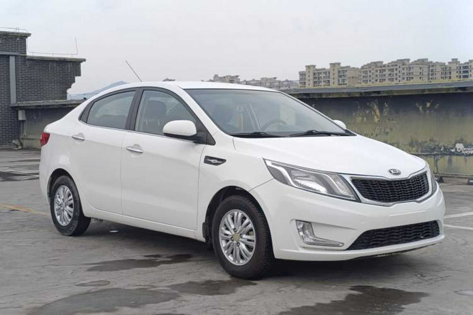 Used Kia K2 2012 Sedan 1.4L Automatic GLS Commemorative Edition Exterior 5