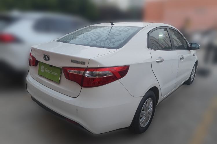 Used Kia K2 2012 Sedan 1.4L Automatic GLS Commemorative Edition Exterior 5