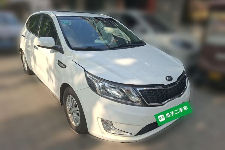 Used Kia K2 2012 Hatchback 1.4L MT Cool Edition Commemorative Model Front Right 45 Deg