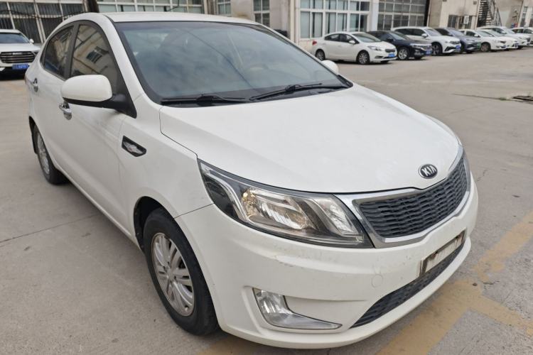 Used Kia K2 2012 Sedan 1.4L MT GLS Commemorative Edition Front Right 45 Deg