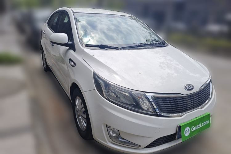 Used Kia K2 2012 Sedan 1.4L MT GLS Commemorative Edition Front Right 45 Deg