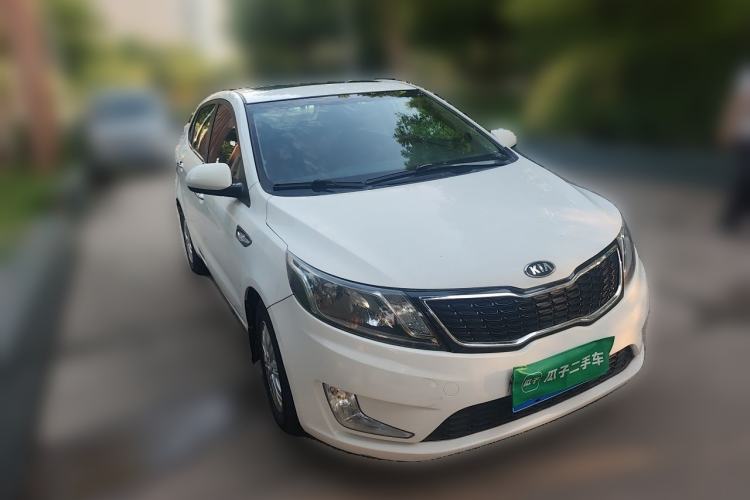 Used Kia K2 2012 Hatchback 1.4L Automatic Cool Edition Front Right 45 Deg